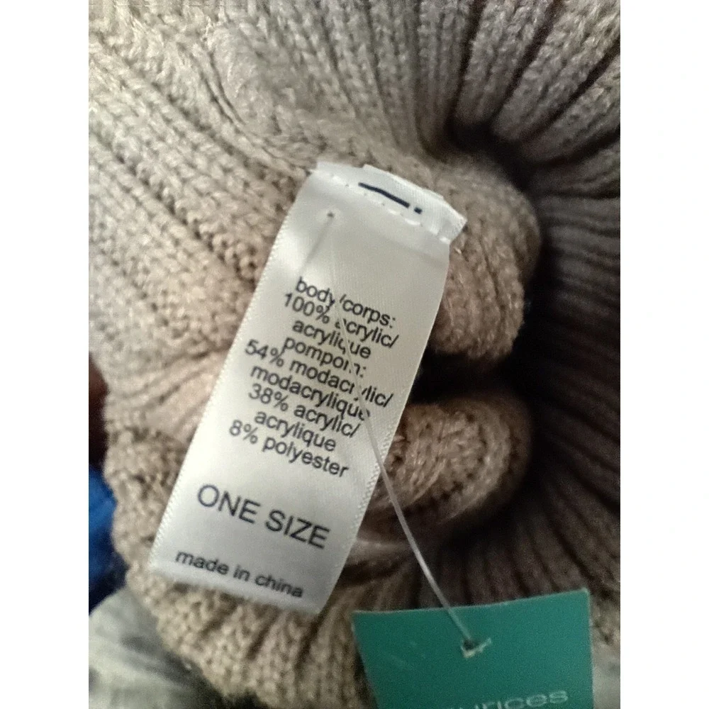 New Maurices Beanie and Gloves Set Women One Size Tan Burgundy Fair Isle Winter